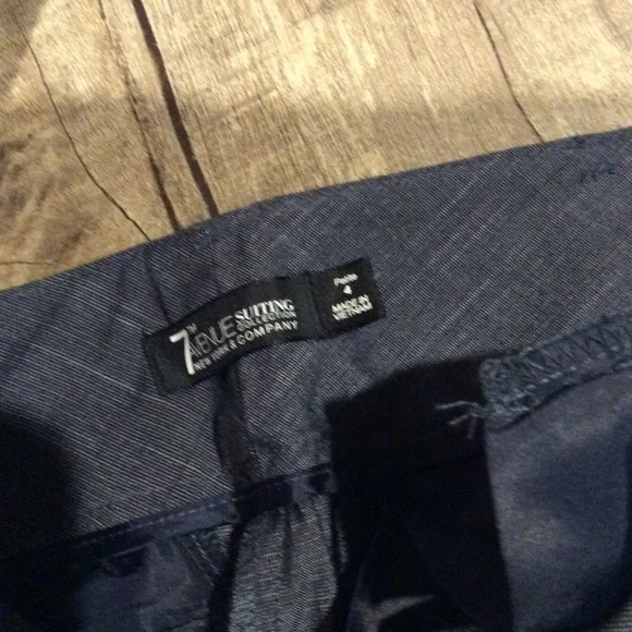 NY&C NWT size 4P bootcut gray pants - Picture 4 of 6